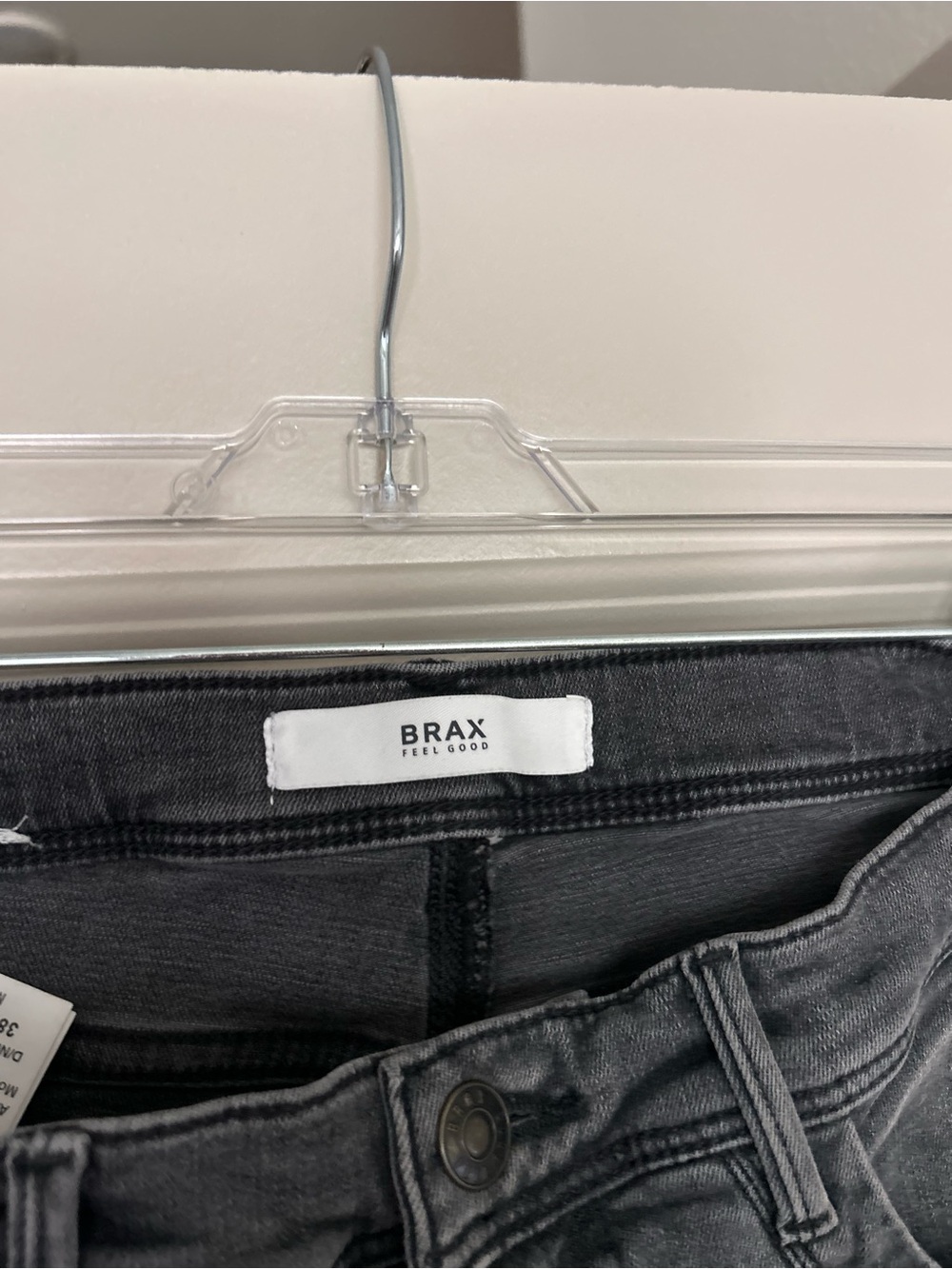 BRAX Women's Skinny Jeans in Charcoal Gray